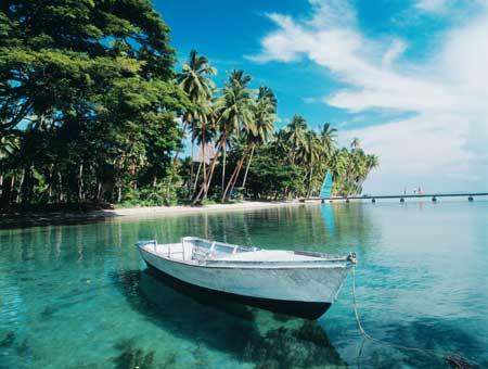 Estas 333 islas del Pacífico Sur, la mayor parte de ellas vírgenes, son una magnífica opción para un viaje de placer. Con un clima tropical perfecto para las vacaciones durante todo el año, la mejor época sería entre los meses de mayo y septiembre.