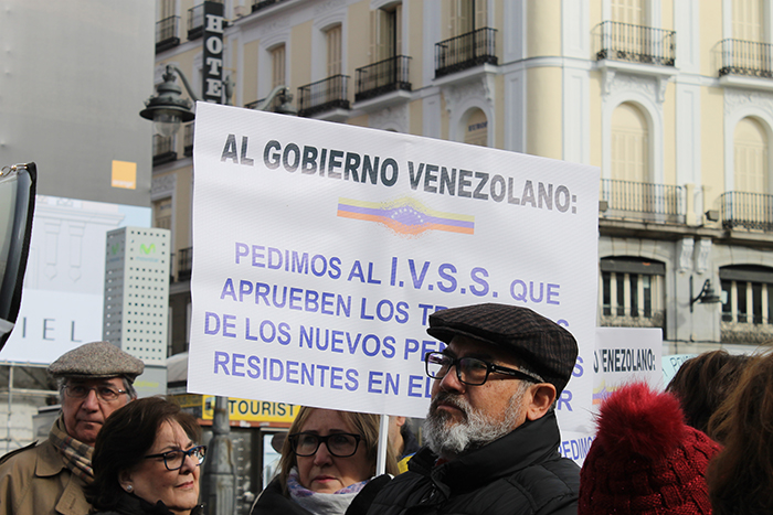 pensionados y jubilados se manifiestan en Madrid