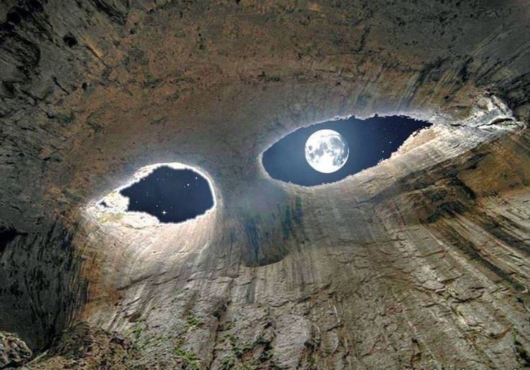 Prohodna-cueva-bulgara-ojos-Dios