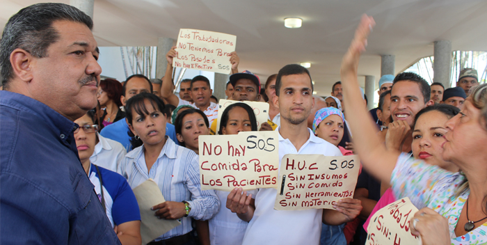 protesta hospital clinico universitario trabajadores (2)