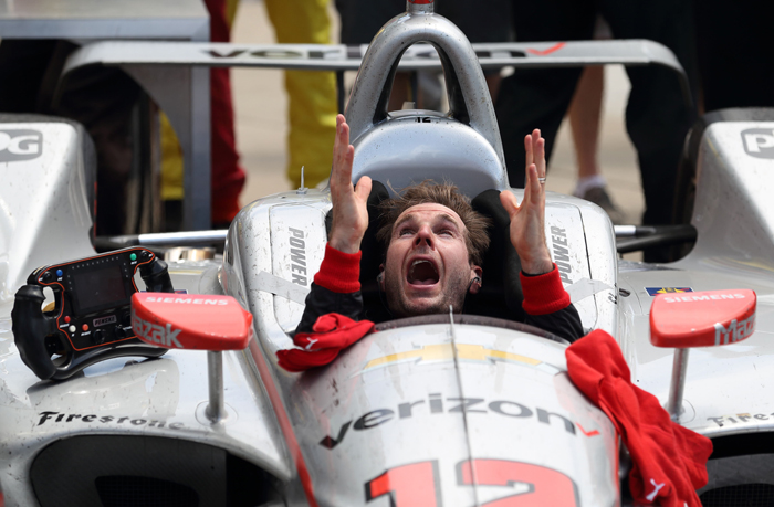 Indinapolis (United States), 28/05/2018.- Australian driver Will Power with Team Penske celebrates in Victory Circle after winning the 102nd running of the Indianapolis 500 auto race at the Indianapolis Motor Speedway in Indianapolis, Indiana, USA, 27 May 2018. (Estados Unidos) EFE/EPA/STEVE C. MITCHELL