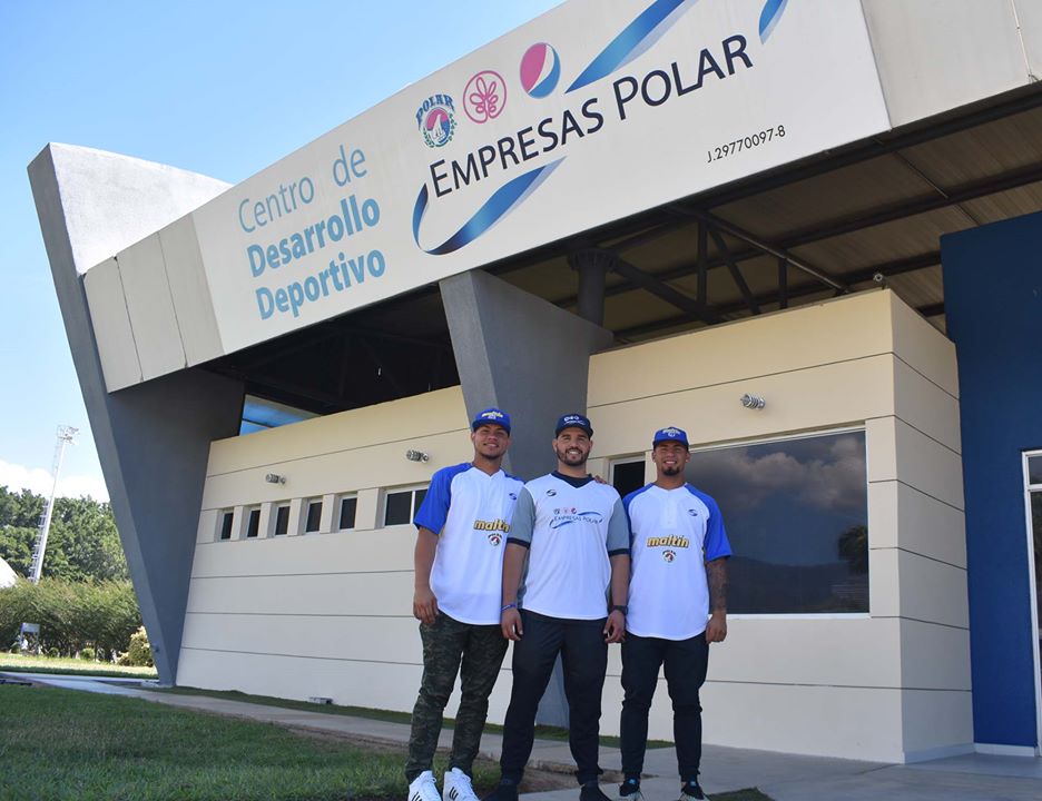 Eugenio Suárez, Wilson Contreras y Gleyber Torres con Empresas Polar