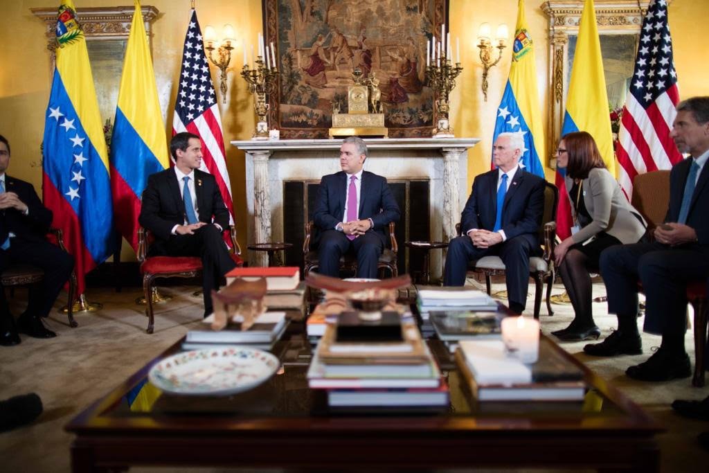 Pence con Guaidó y Duque en Bogotá