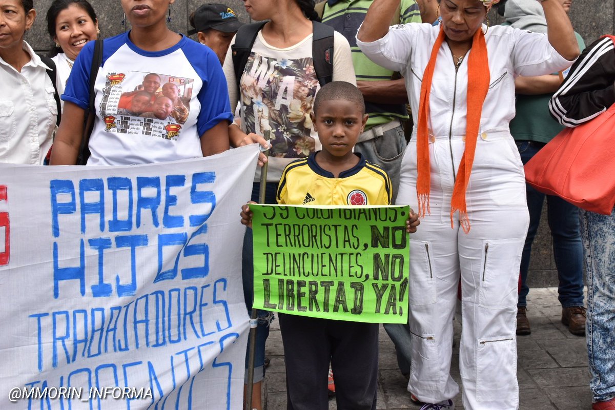 Familiares de colombianos presos en Venezuela protestan en el PNUD 2