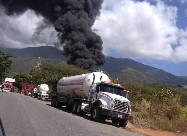 Incendio en planta de PDVSA gas en Guatire