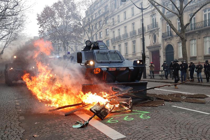 protestas, chaquetas amarilla, francia, paris (4)