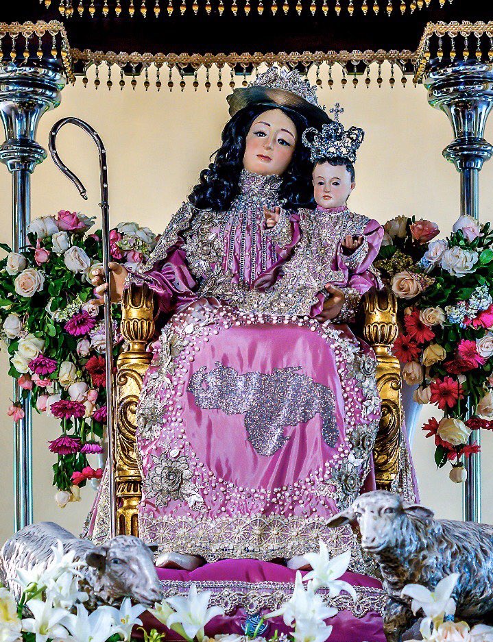 +FOTOS Revelan detalles del vestido de la Divina Pastora 800Noticias