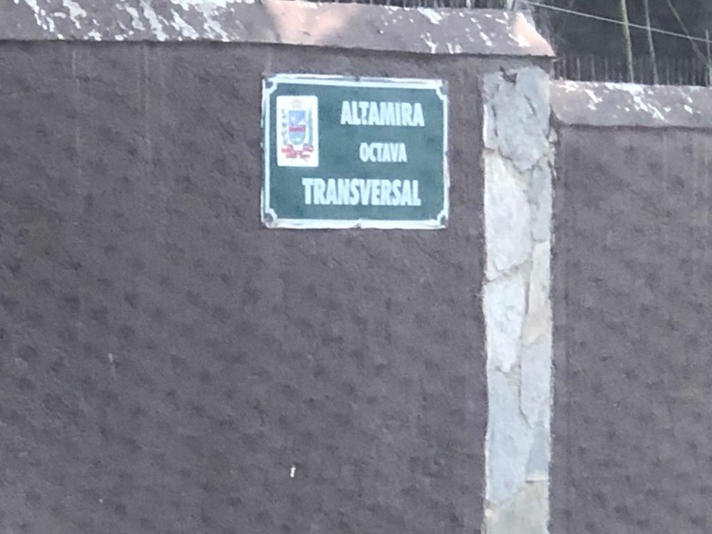 Calle rota en Altamira