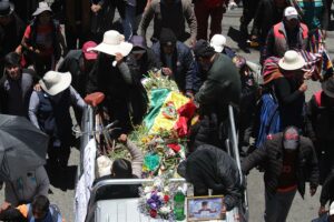 Bolivia, Marcha de los féretros, efe