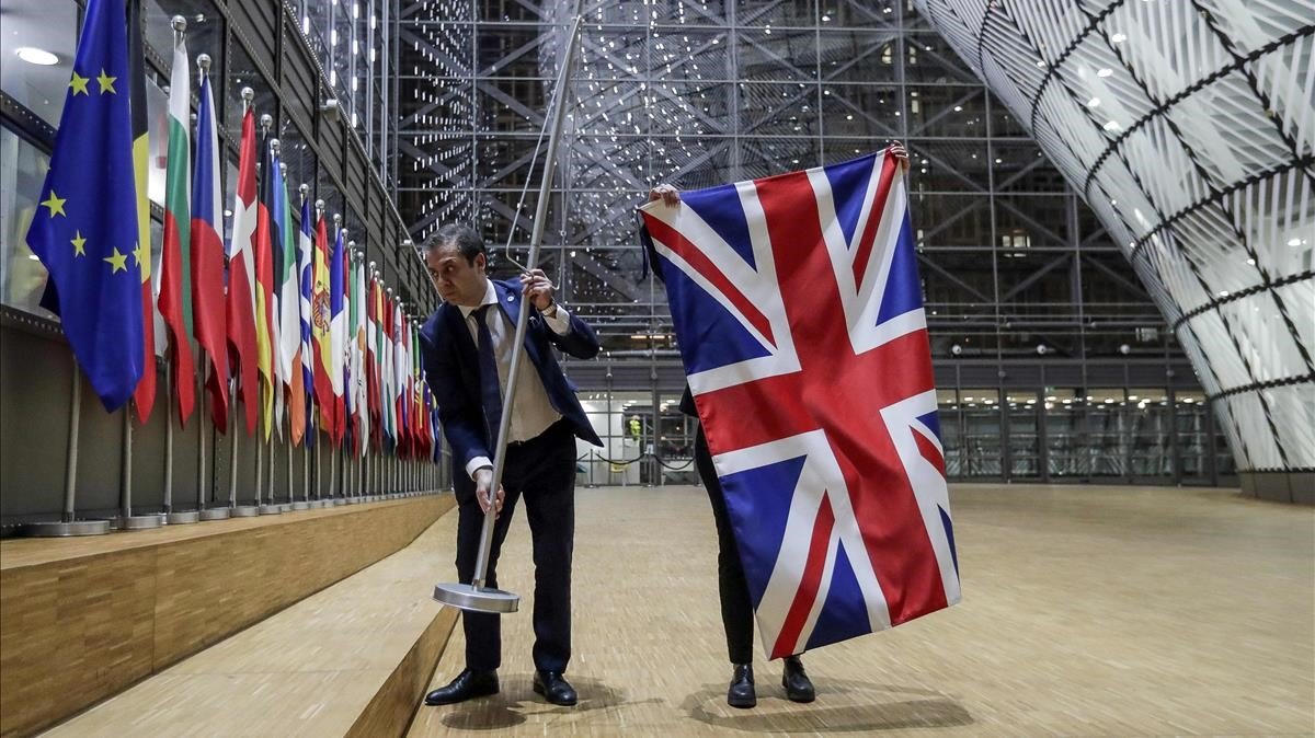 Luego de 47 años la Unión Europea arría la bandera del Reino Unido -  800Noticias