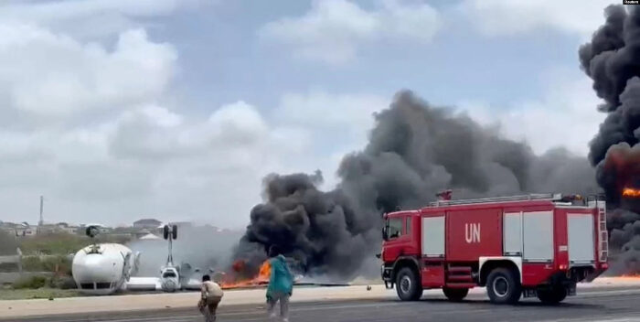 Avión con 36 pasajeros se estrelló en Somalia