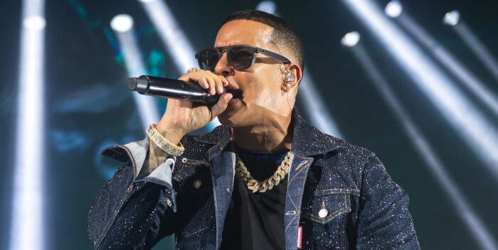 Daddy Yankee alcanza el 1° en la Latin Airplay con _Remix_