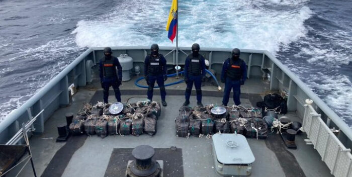 Decomisan 400 kilos de cocaína en operación conjunta entre Ecuador y Colombia