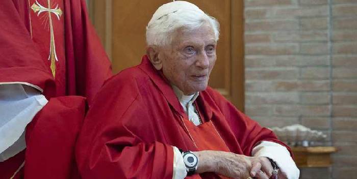 Se multiplican las peticiones para que Benedicto XVI sea Doctor de la  Iglesia - 800Noticias